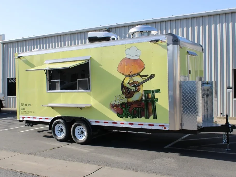Skarff food trailer wrap, photo 1