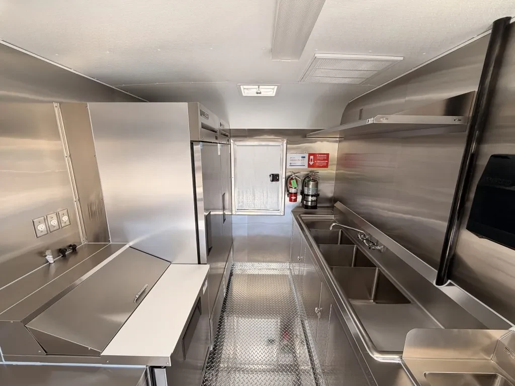 Smashed Broz Burgers food trailer wrap, photo 3