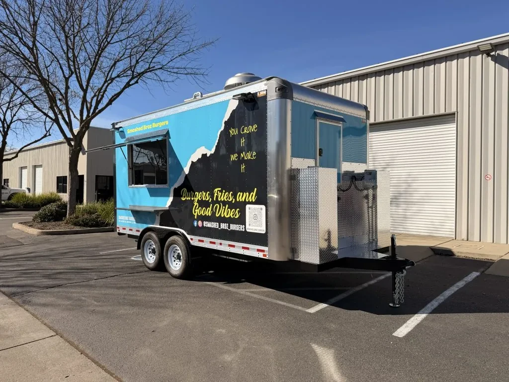 Smashed Broz Burgers food trailer wrap, photo 9
