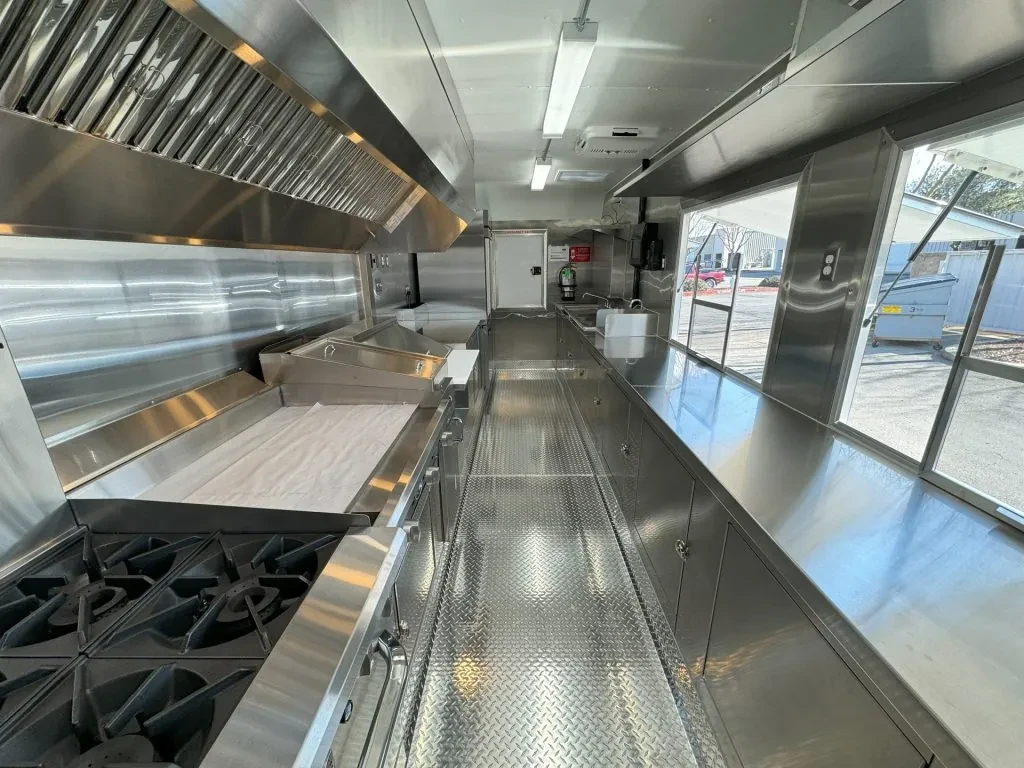 Smoke Cellar BBQ food trailer wrap, photo 16