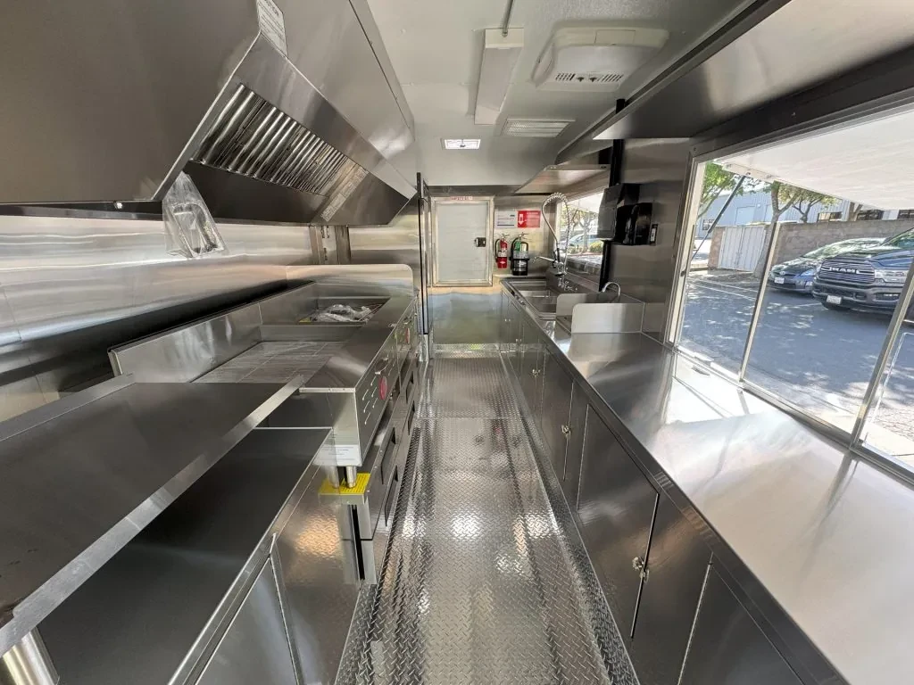 Sweetheart Churro Co. food trailer wrap, photo 10