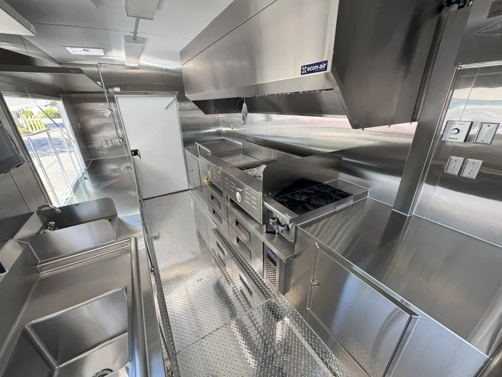 Sweetheart Churro Co. food trailer wrap, photo 16