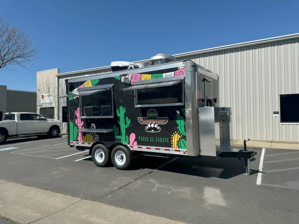 Tacos El Sarape food trailer wrap, photo 11