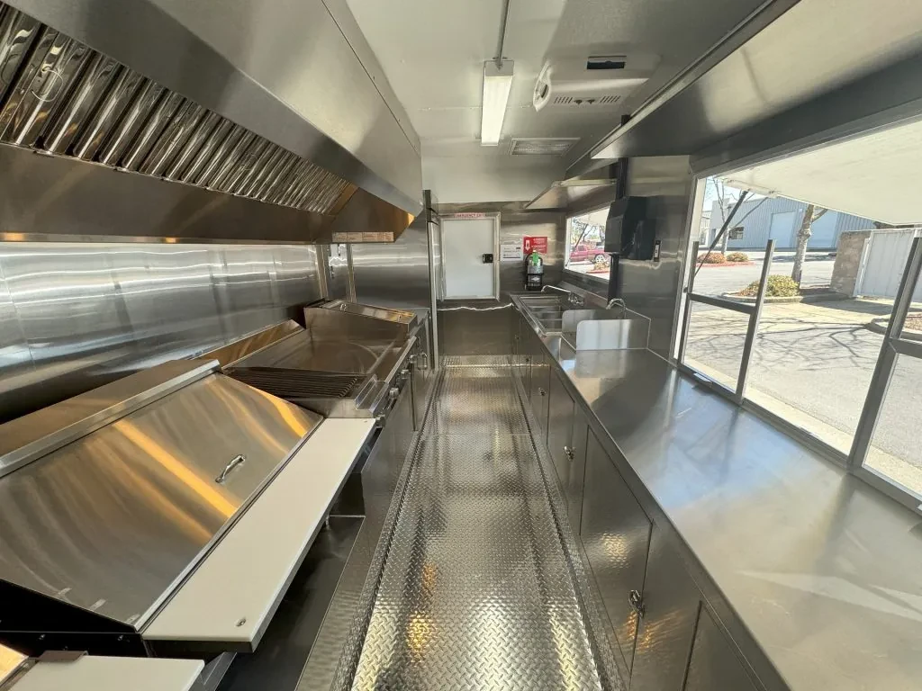 Tacos El Sarape food trailer wrap, photo 17