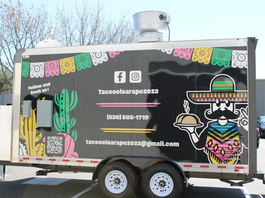 Tacos El Sarape food trailer wrap, photo 7