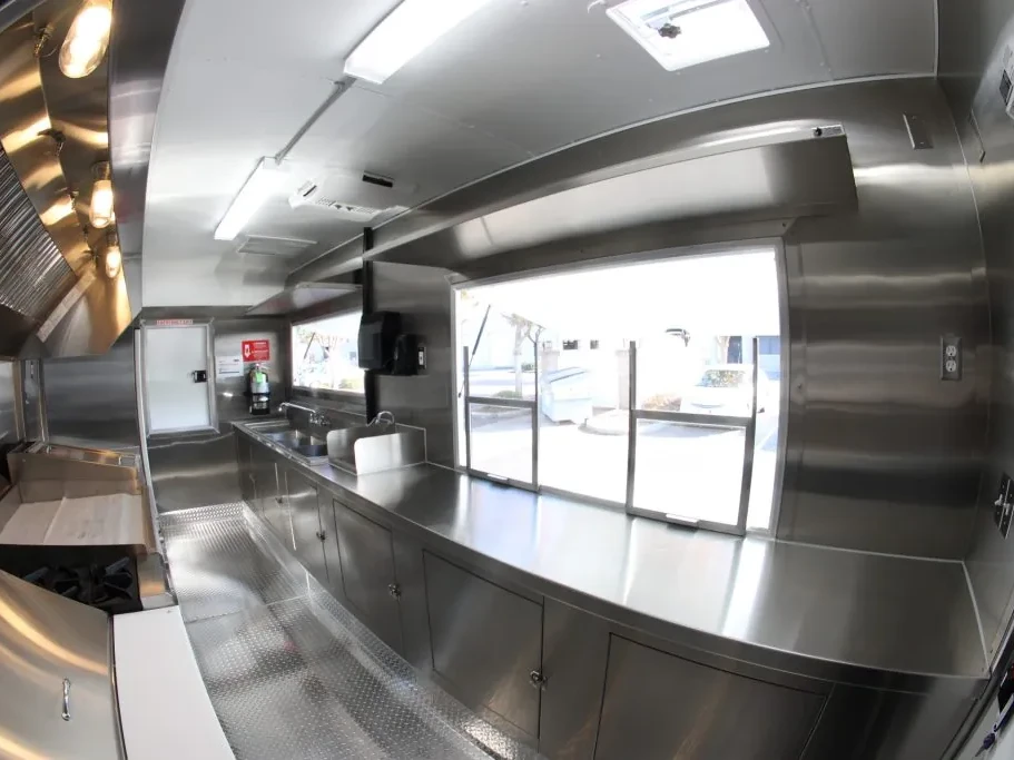 Taqueria El Capitan food trailer wrap, photo 14