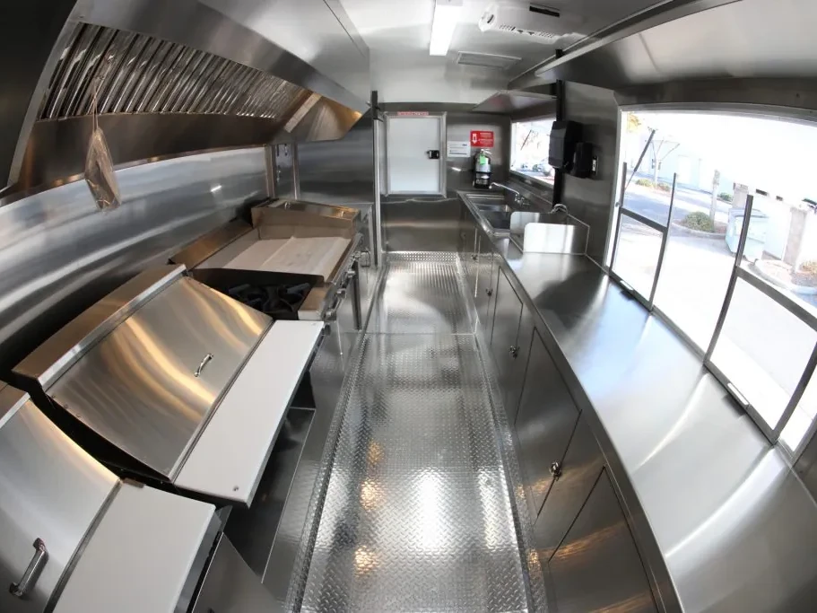 Taqueria El Capitan food trailer wrap, photo 19
