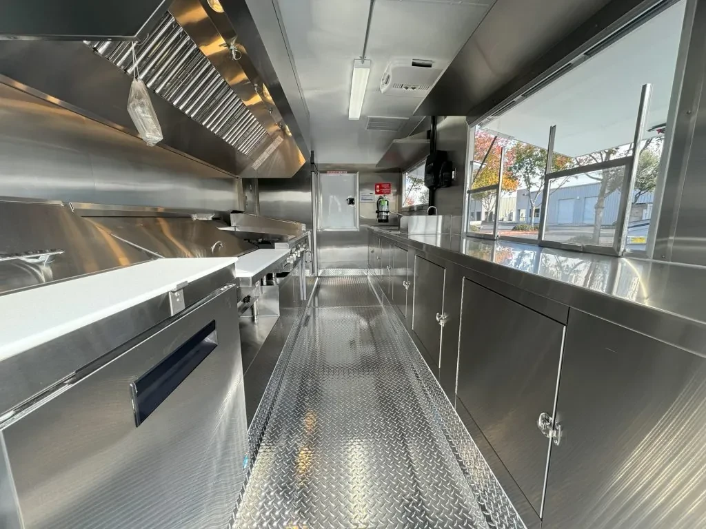 Taqueria El Capitan food trailer wrap, photo 20
