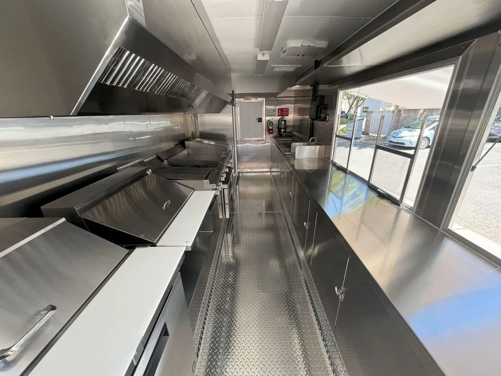 Taqueria Hnos. Rodriguez food trailer wrap, photo 12