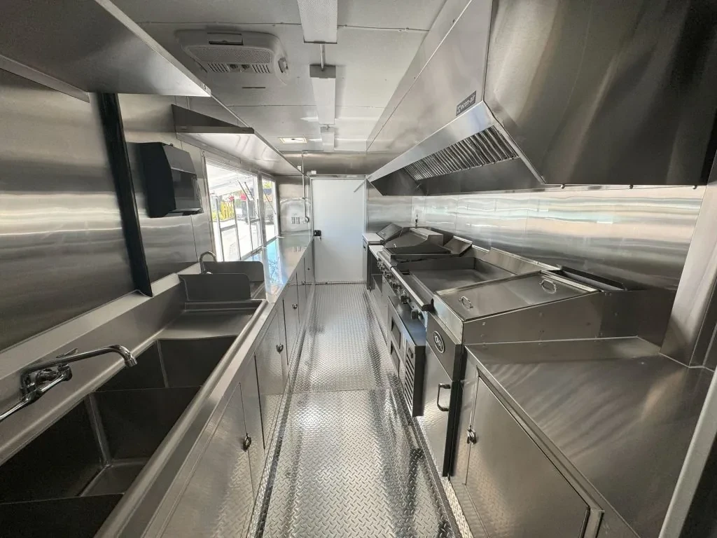 Taqueria Hnos. Rodriguez food trailer wrap, photo 13
