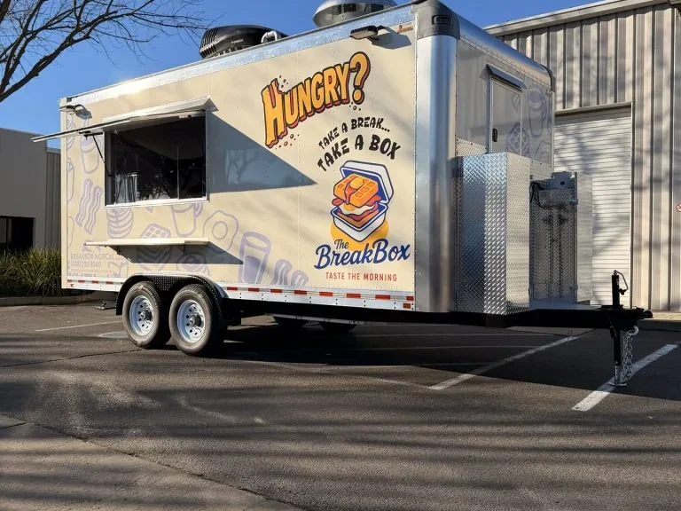 The BreakBox food trailer wrap, photo 2