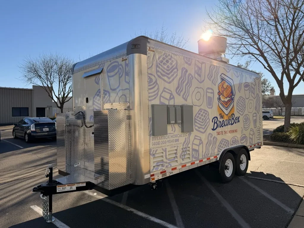 The BreakBox food trailer wrap, photo 5