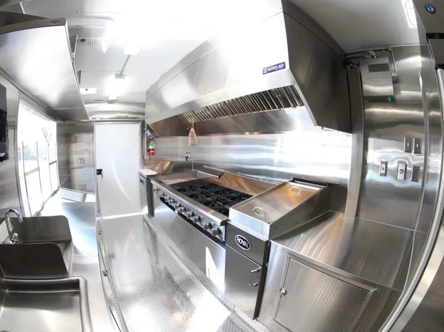 The Ketli Chai food trailer wrap, photo 11