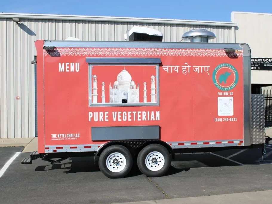 The Ketli Chai food trailer wrap, photo 3