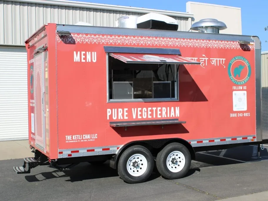 The Ketli Chai food trailer wrap, photo 7