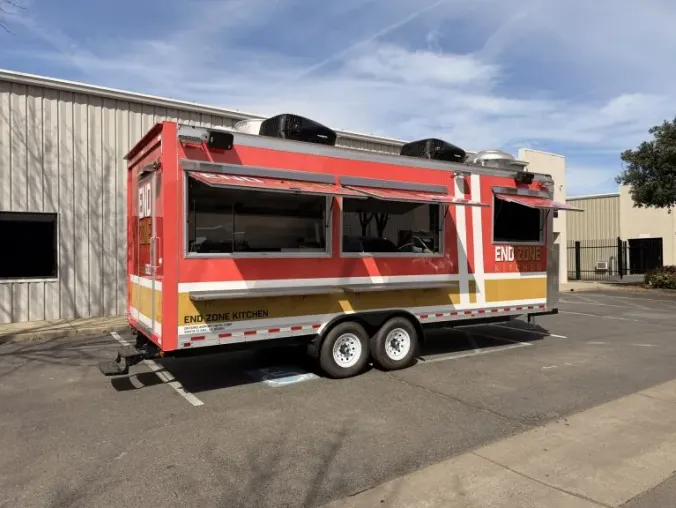 End Zone Kitchen: American 22ft food trailer wrap design