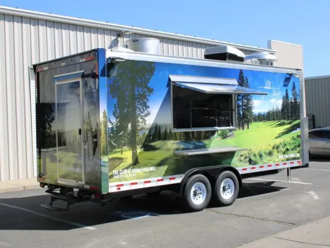 The Club at Schaffer’s Mill: American Golf Course 20ft food trailer wrap design